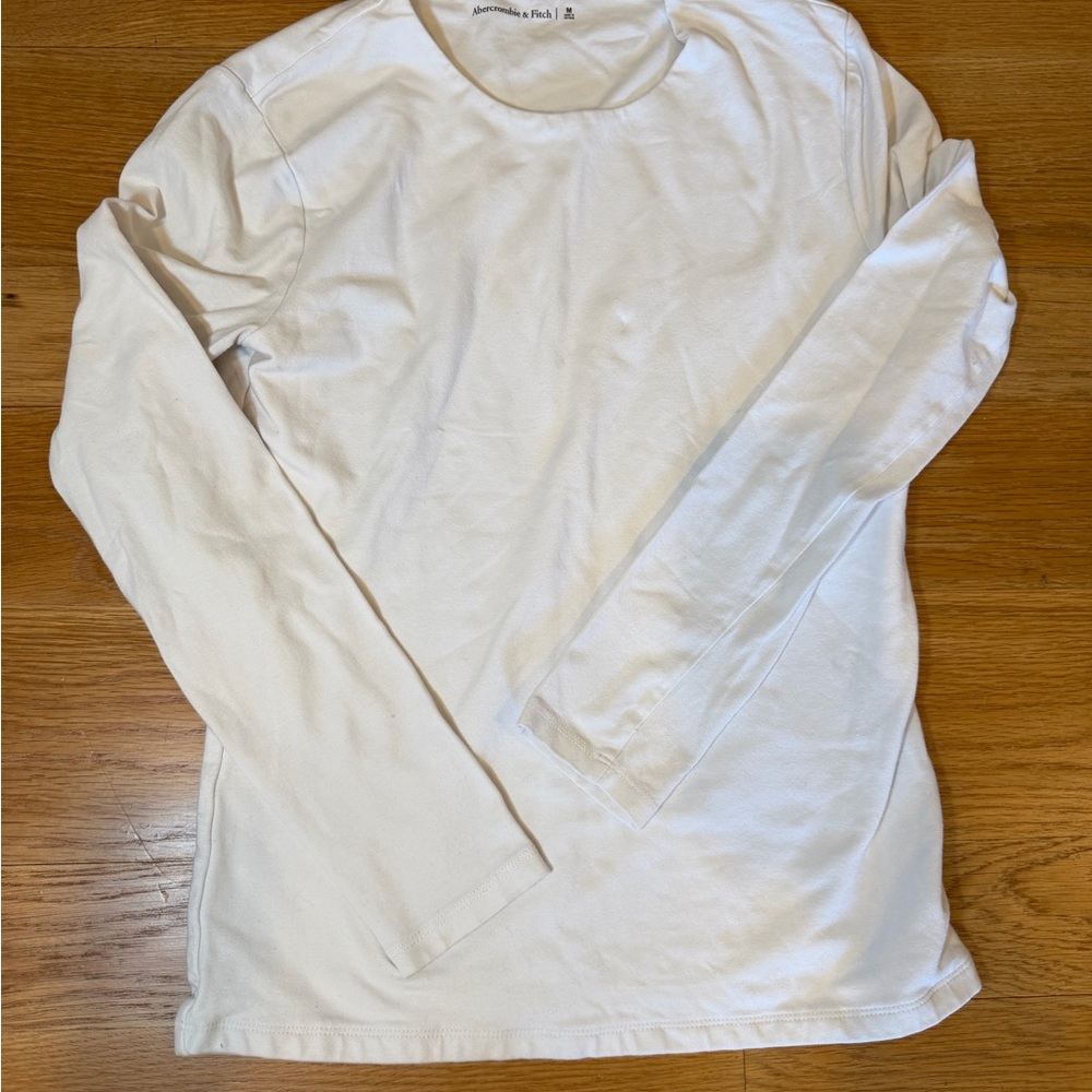 Abercrombie & Fitch women’s long-Sleeve Crew Neck top - White